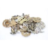 Mixed Military Cap Badges Inc Lanc Fus, ATS, Kings Crown, Shropshire Yeo, Etc - Mixed Military Cap