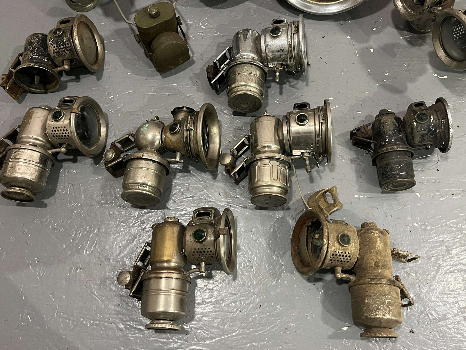 Large Quantity of Carbide Bicycle Lamps - Image 2 of 9