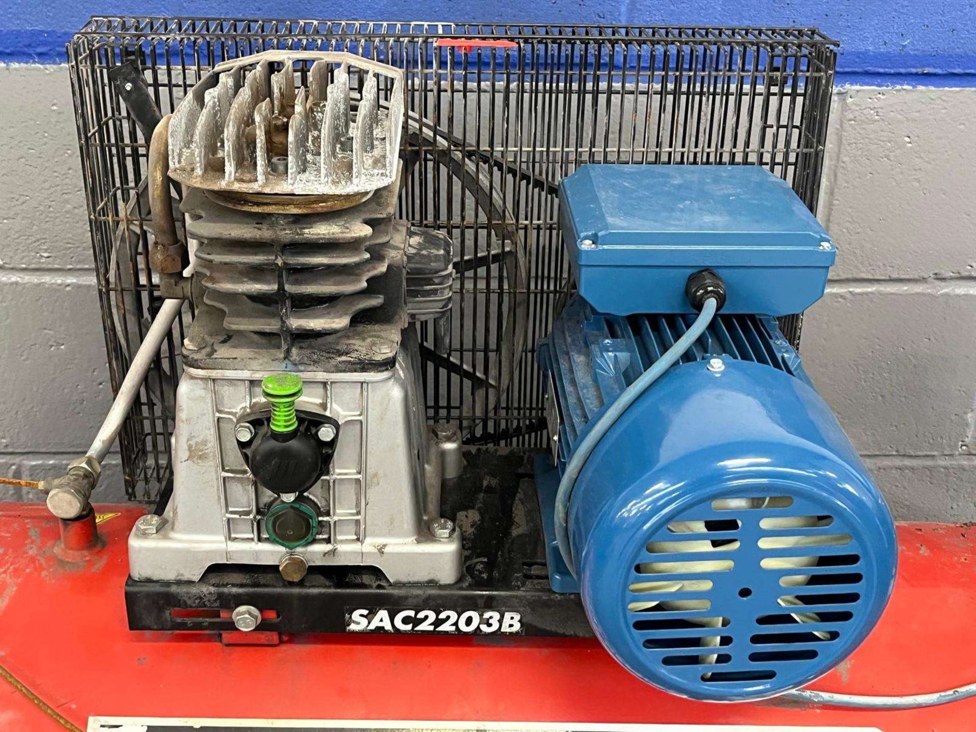 Sealey 200Ltr 240V Air Compressor&nbsp; - Image 2 of 6