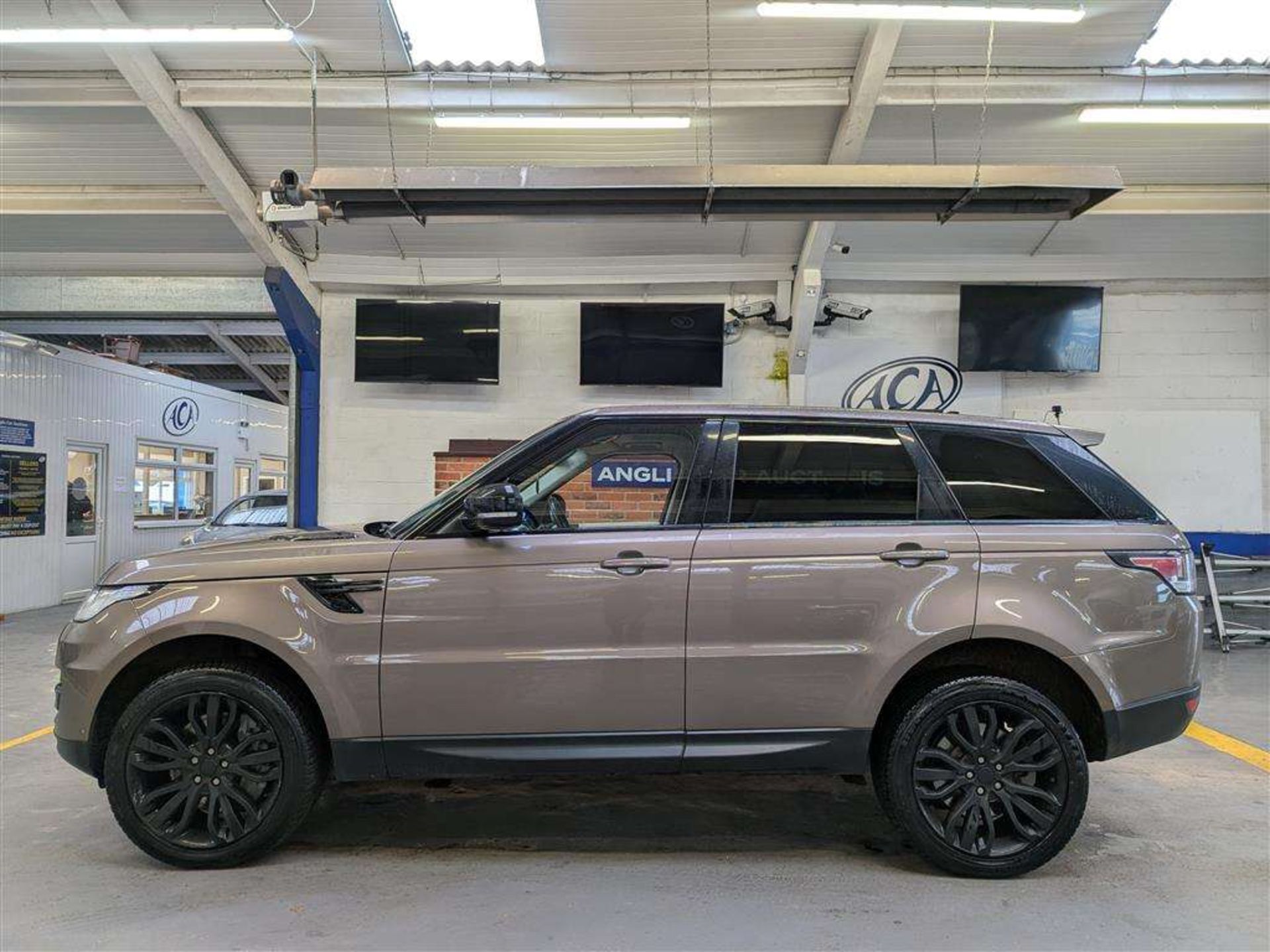 Make & Model:LAND ROVER, R ROVER SPORT HSE DYNAM S Date of Reg:OV65WZM ...