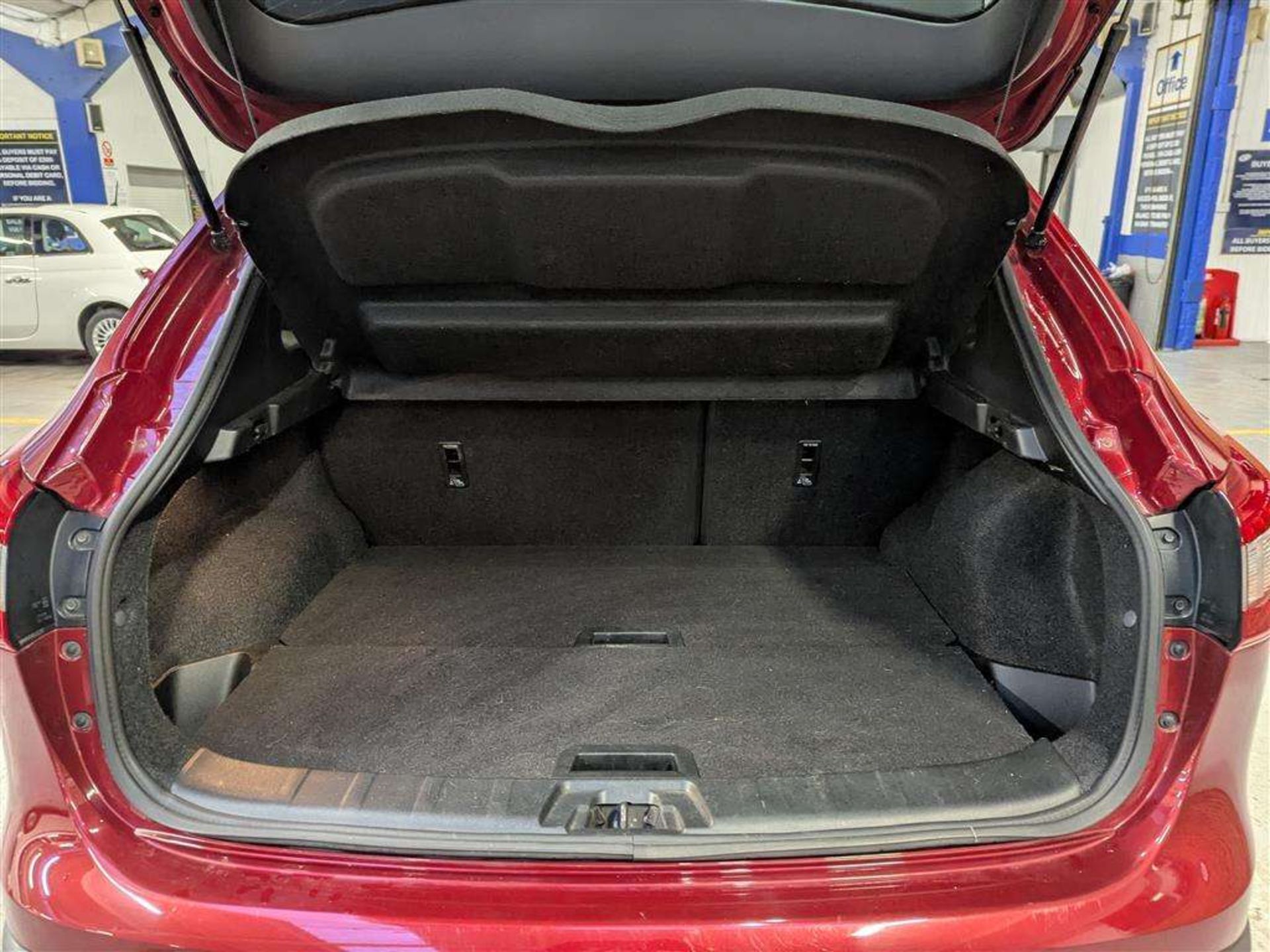 2016 NISSAN QASHQAI TEKNA DCI - Image 9 of 29