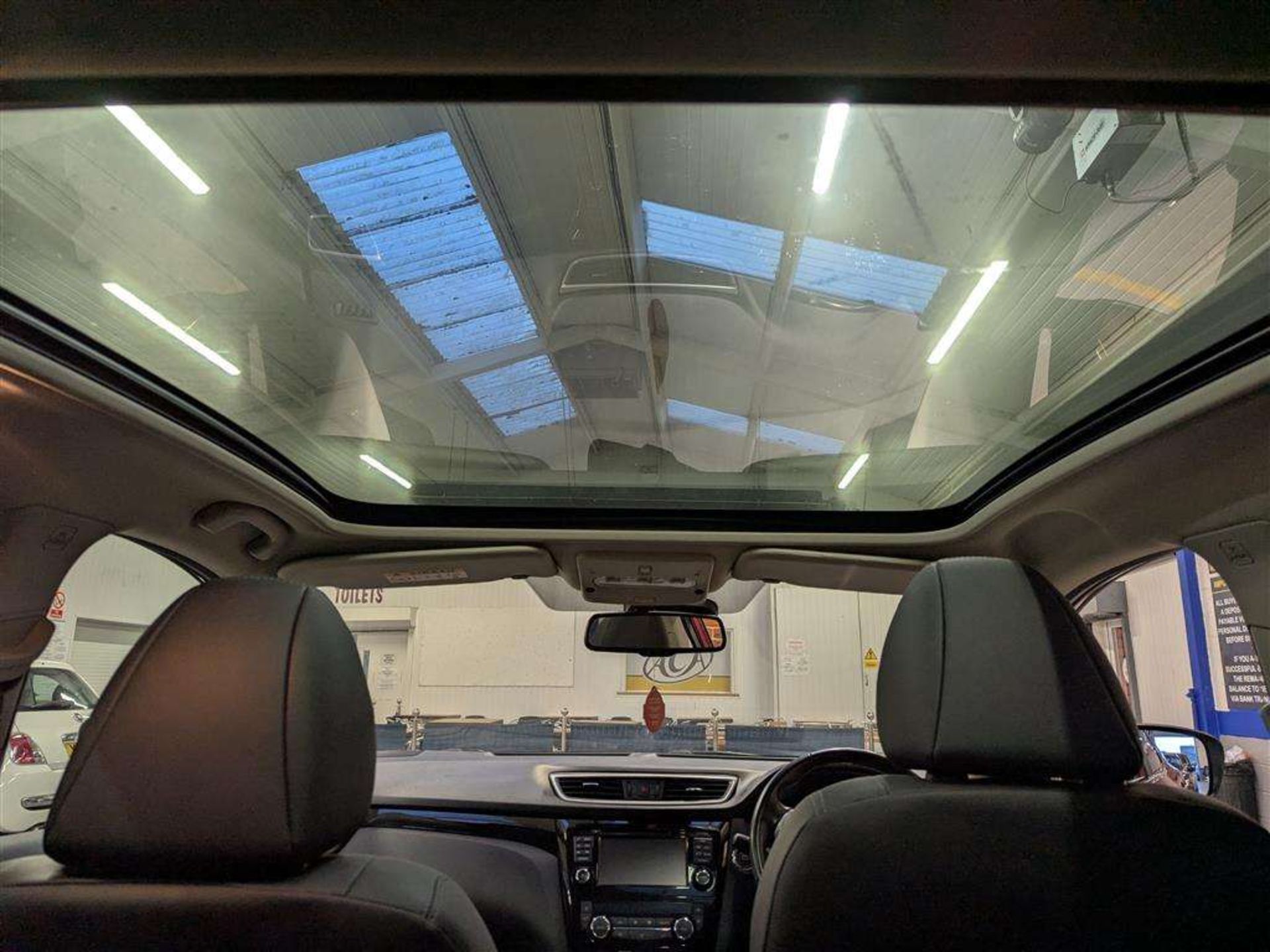 2016 NISSAN QASHQAI TEKNA DCI - Image 8 of 29