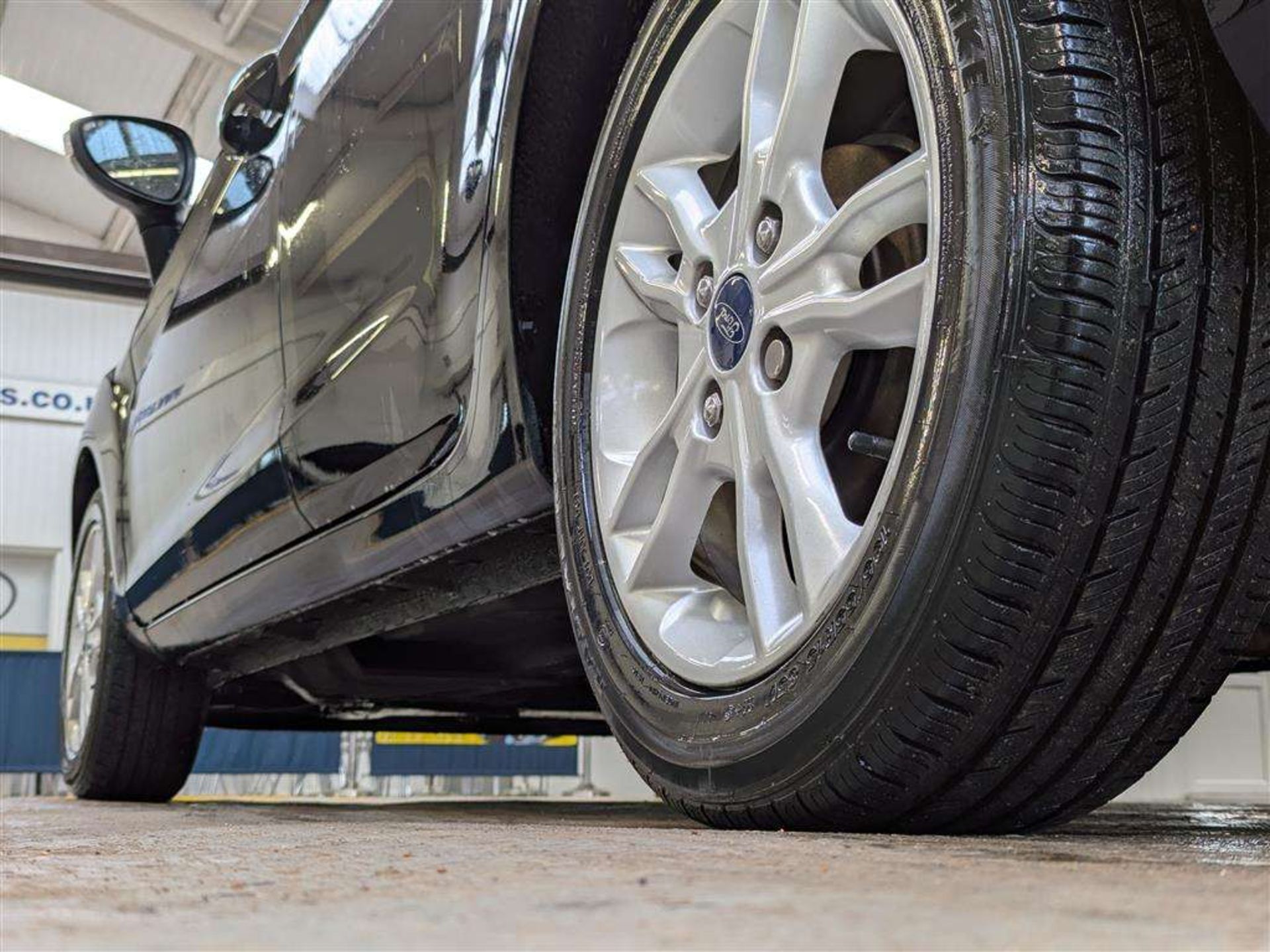 2016 FORD FIESTA ZETEC TURBO - Image 10 of 56