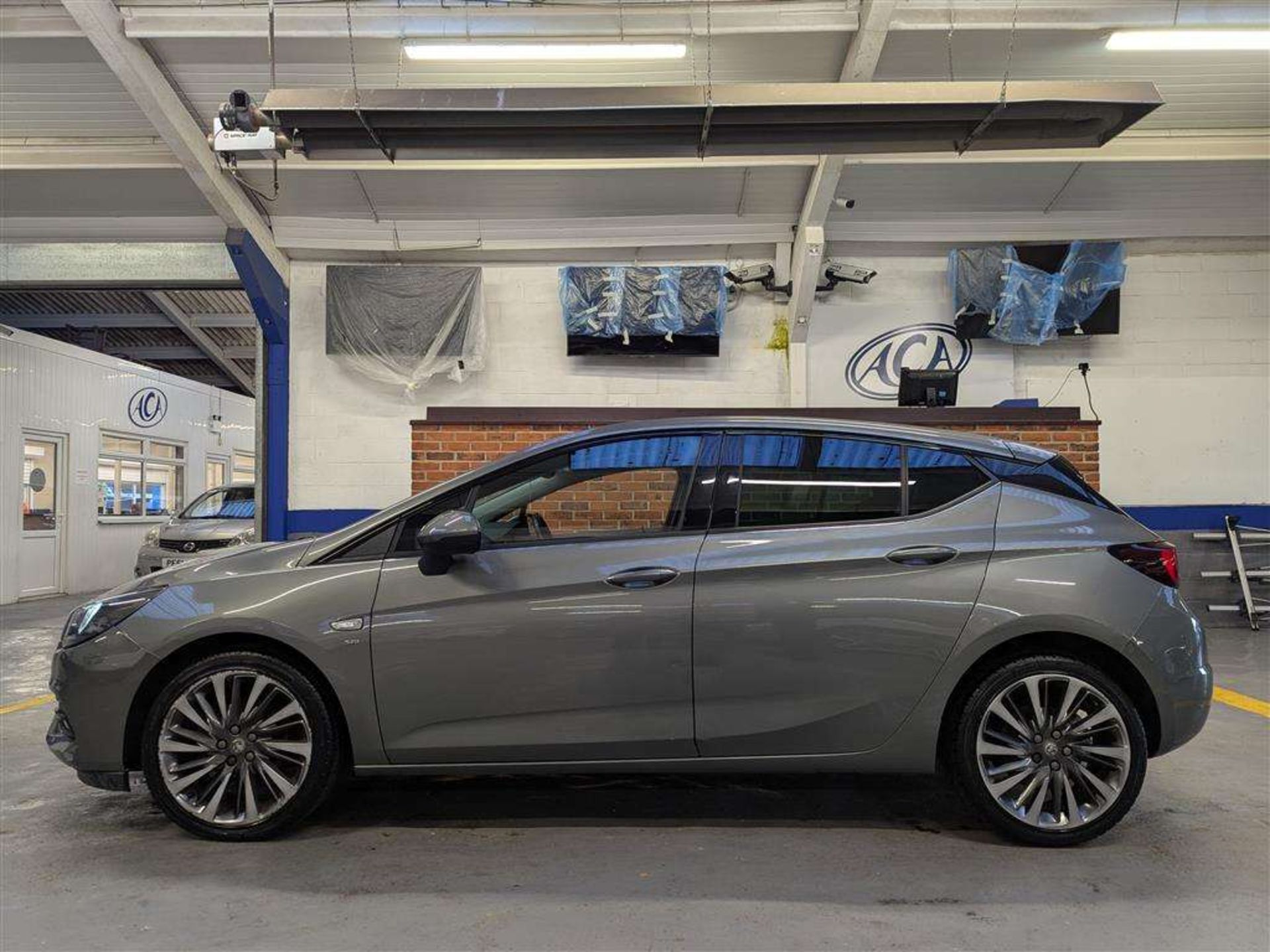 2020 VAUXHALL ASTRA SRI VX LINE NAV TUR - Image 2 of 30