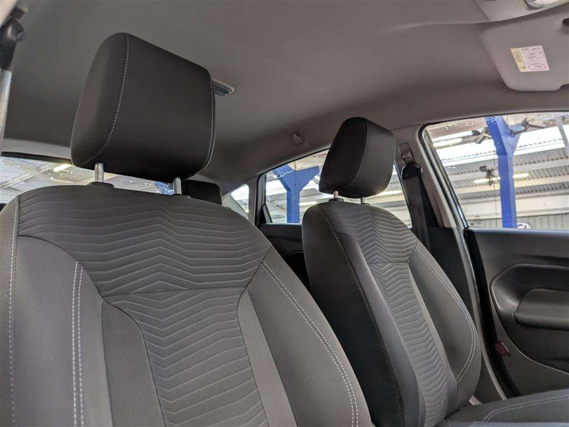 2016 FORD FIESTA ZETEC TURBO - Image 39 of 56