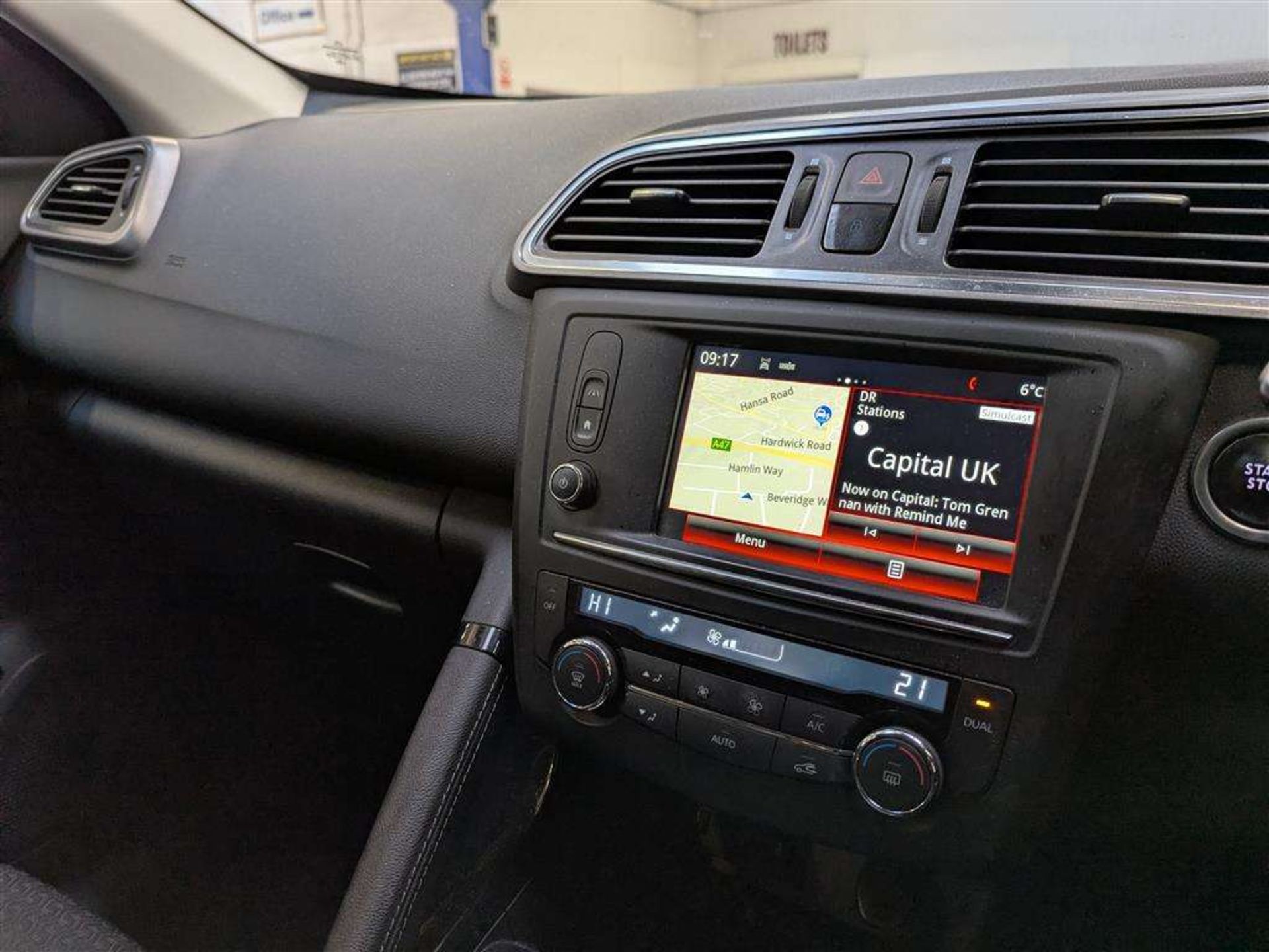 2017 RENAULT KADJAR DYNAMIQUE S NAV DC - Image 18 of 27