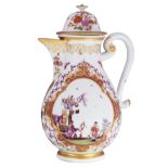 Kanne. Meissen 1723-24. Birnförmig, auf rundem, wulstigem, eingeschnürtem Standfuß. Geschweifter, S