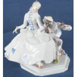 Dame mit Mohr. Meissen 1924-34. Porzellan, bunt bemalt, am Boden unterglasurblaue Schwertermarke, F