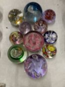 A LARGE COLLECTION OF CAITHNESS PAPERWEIGHTS TO INCLUDE "MAY DANCE" BY COLIN TERRIS "REFLECTIONS"