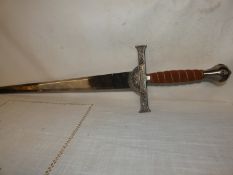 A MACLEOD 'HIGHLANDER' SWORD THE MEDIEVAL STYLE SWORD WITH 85CM BLADE, CROSS GUARD, MATERIAL GRIP,