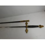 A LATE 19TH/EARLY 20TH CENTURY MASONIC KNIGHTS TEMPLAR SWORD AND SCABBARD, 80CM BLADE WITH