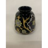 A MOORCROFT FLORIAN DAISY VASE BY NICOLA SLANEY, HEIGHT 8CM