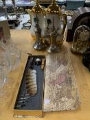 AN ASSORTMENT OF ITEMS TO INCLUDE A NEW AND BOXED QUILL PEN SET, TWO ASIAN STYLE COFFEE POTS AND TWO