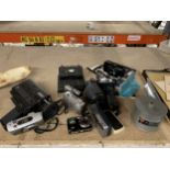 A QUANTITY OF CAMERAS TO INCLUDE AN OLYMPUS STYLUS, PENTAX, NIKON, CHINON, ROLLEI MOVIE CAMERA, ETC