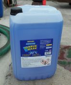 25 LITRES OF SCREENWASH + VAT