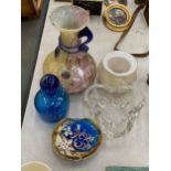 A MURANO KRISTALL MERY HAND BLOWN ART GLASS VASE TOGETHER WITH A KRALIC ART NOUVEAU IRIDESCENT