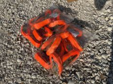 BOX OF 1in x 9FT RATCHET STRAPS, APPROX 2 BAGS IN BOX W/ 10PCS PER BAG, APPROX 20PCS TOTAL