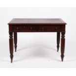 Viktorianischer Schreibtisch, England, 2. Hälfte 19. Jh., Mahagoni furniert, rechteckiger Schreibko