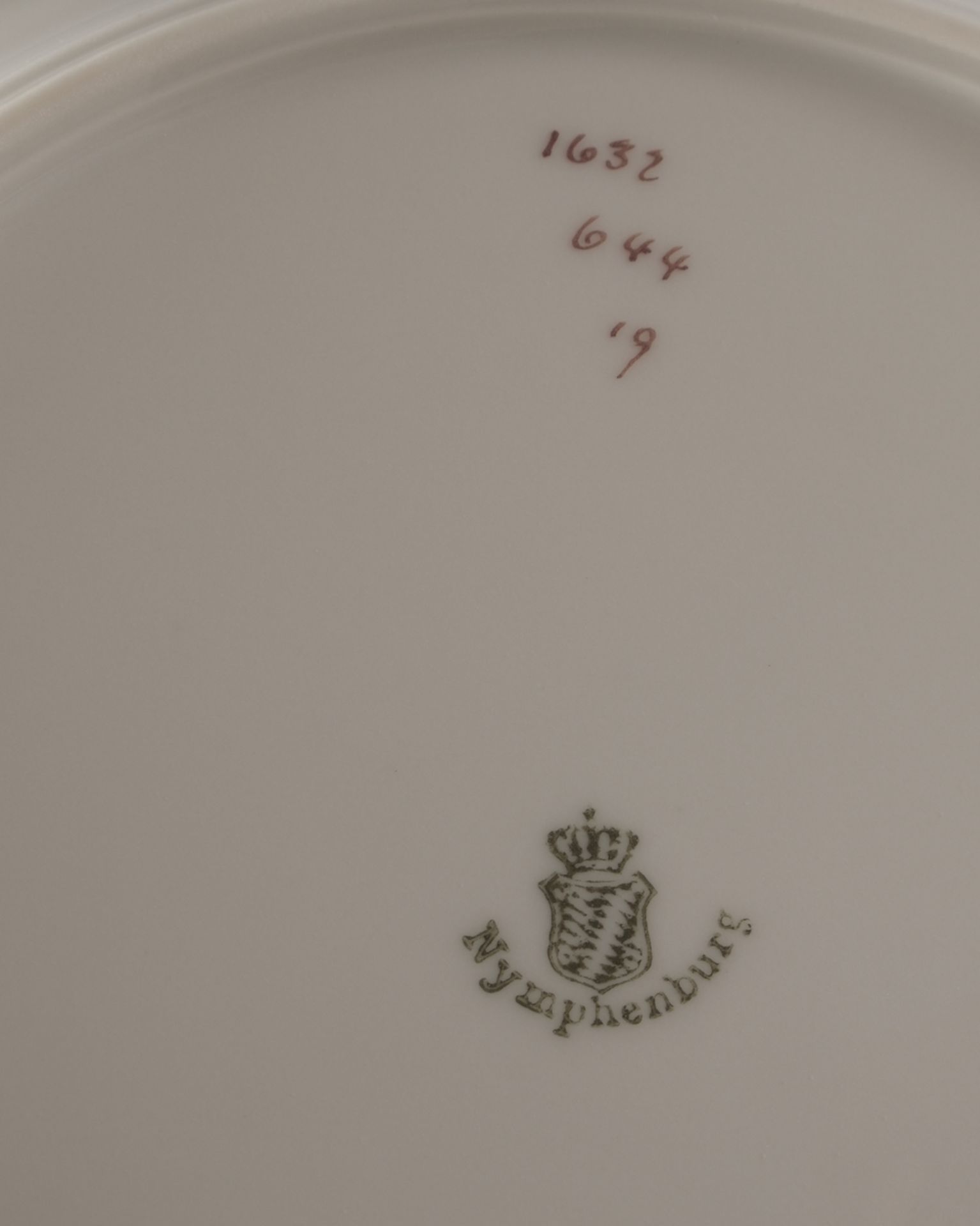 Kaffee-, Tee- und Mokkaservice, 78-tlg., Nymphenburg, Form gerippt, Dekor Tulpe polychrom: Mokkakan - Bild 2 aus 2