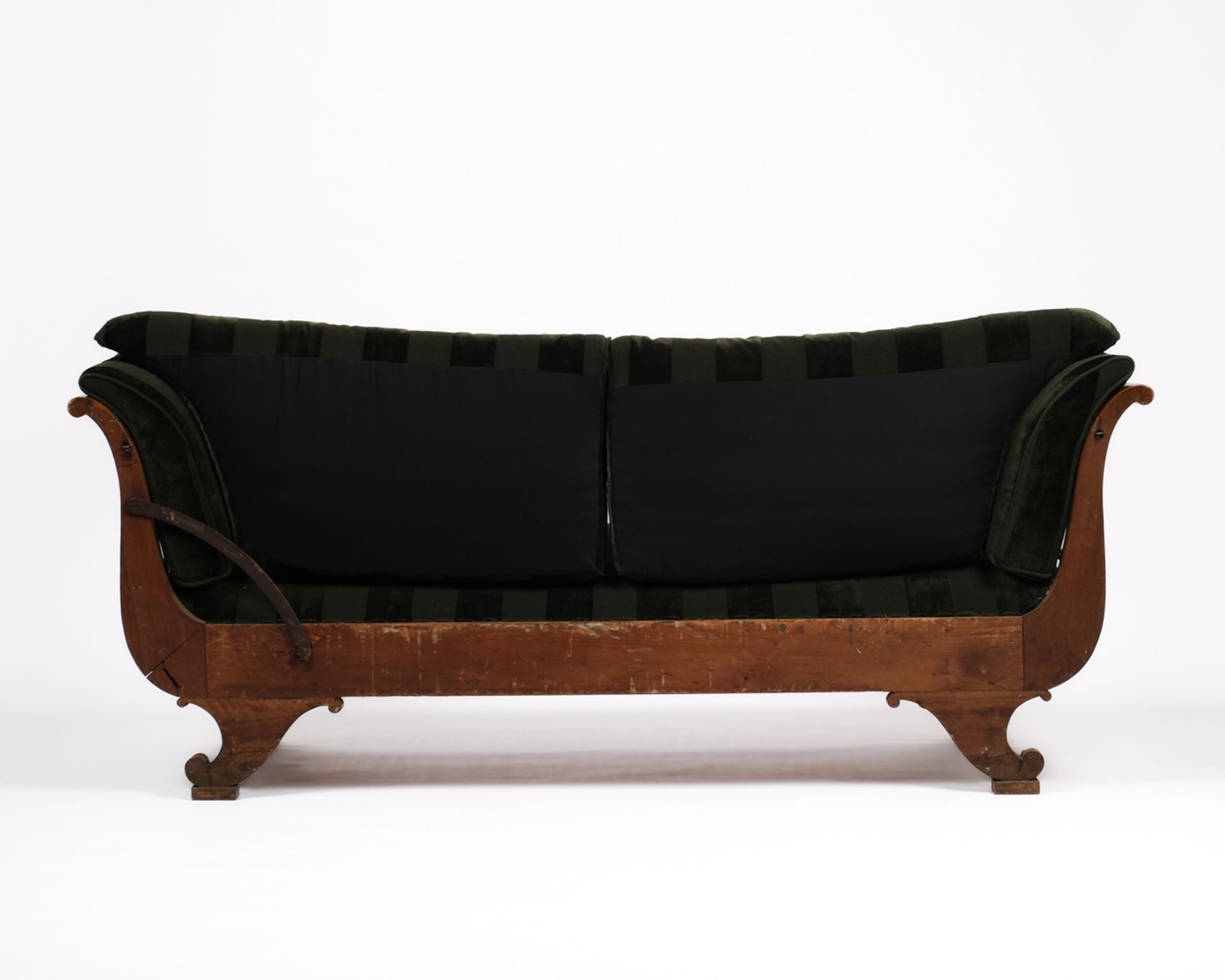 Gepolsterte Sitzbank des Biedermeier aus Haus Parzival, um 1825, Nussbaum, Korpus mit lyraförmig ge - Bild 4 aus 4