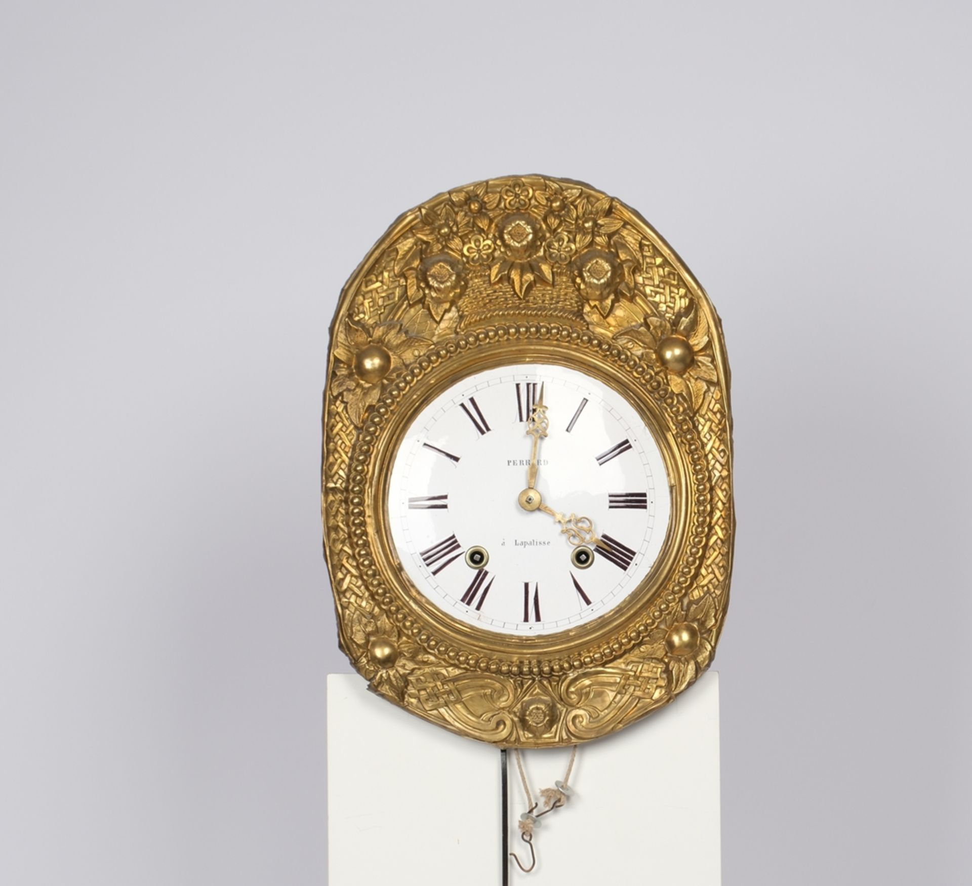 Comtoise, Frankreich, 19. Jh., sign. "Perrard á Lapalisse", Schlag auf Glocke, Faltpendel, zwei Gew - Bild 2 aus 2