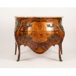 Kommode im Stil Louis XV, 19. Jh., diverse Edelhölzer furniert auf Eiche und Weichholz, stark bombi