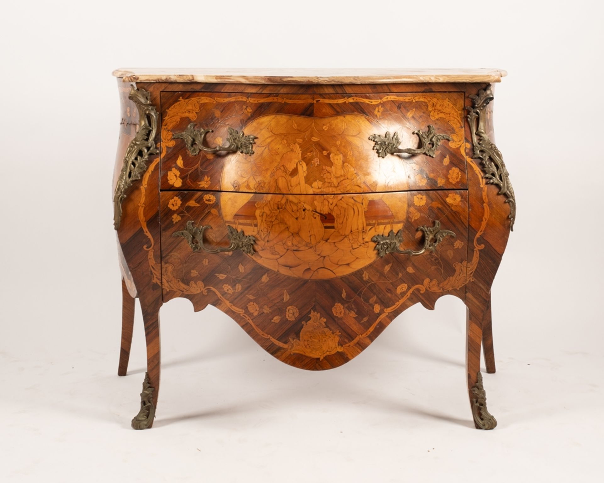 Kommode im Stil Louis XV, 19. Jh., diverse Edelhölzer furniert auf Eiche und Weichholz, stark bombi