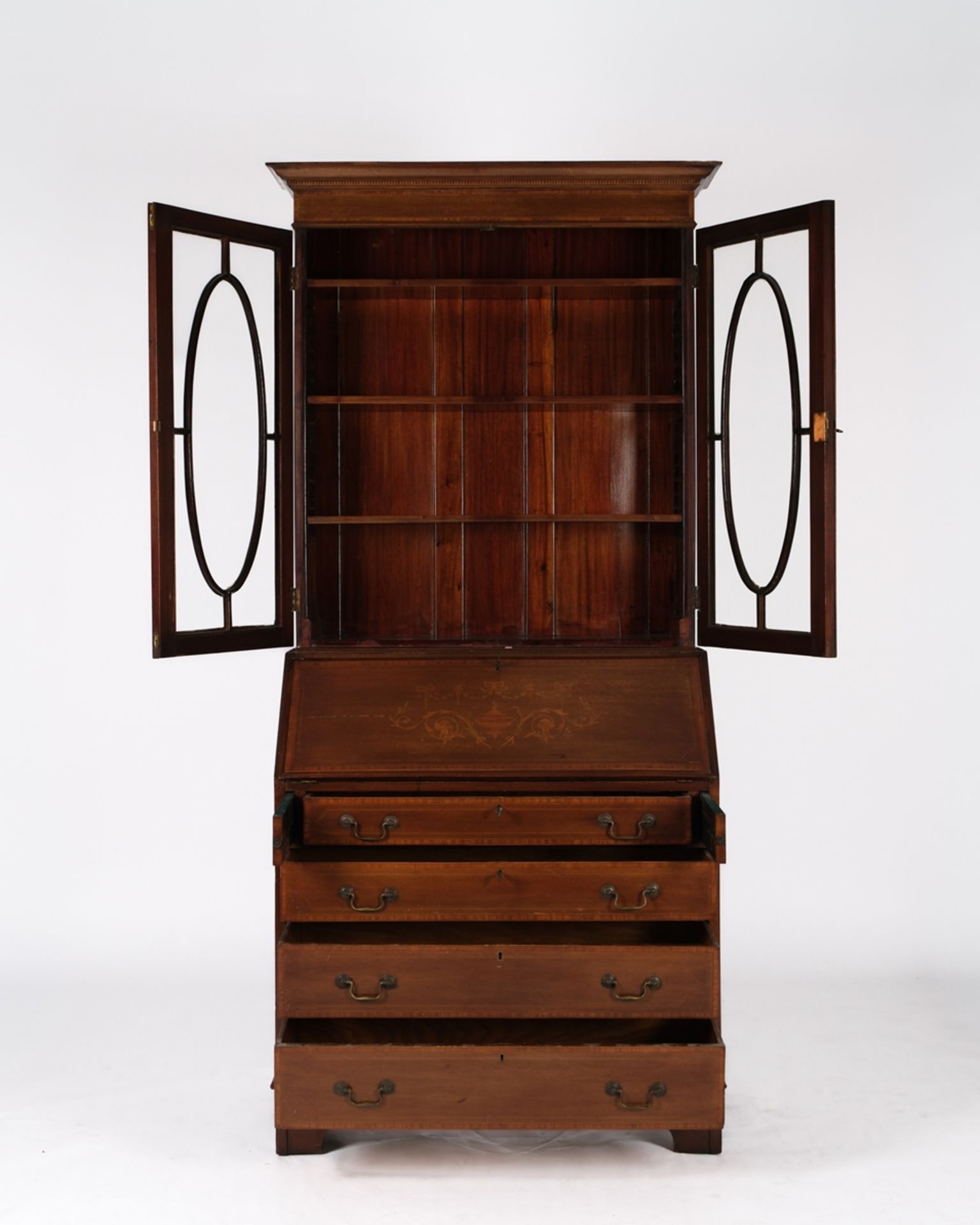 Aufsatzsekretär, England, 1. Hälfte 20. Jh., Mahagoni, zweiteiliger Korpus, das Unterteil auf Konso - Bild 2 aus 5
