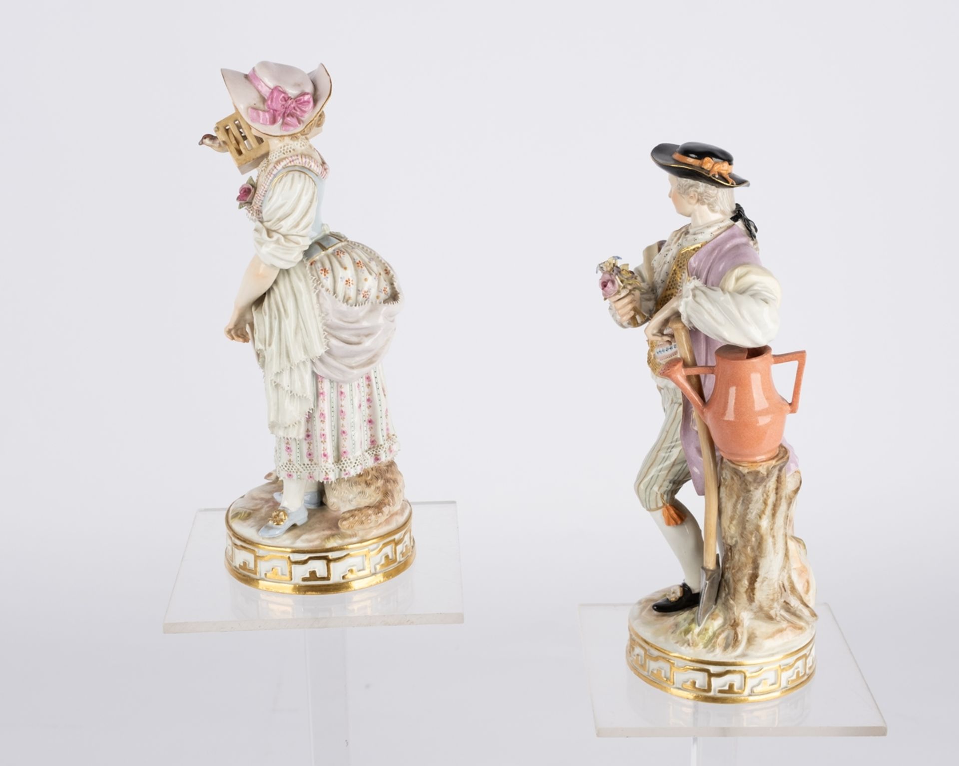 2 Porzellanfiguren, "Schäferin mit Lamm und Vogelbauer", "Gärtner mit Gießkanne", Meissen, Schwerte - Bild 2 aus 5