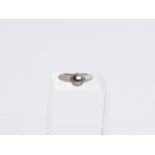 Ring, 18kt Weißgold, 1 Tahitiperle ø ca. 1 cm, drehbar, Brillantbesatz, ca. 9.4 g, RM 57