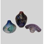 Vasenobjekt, Louis Leloup (1929-2025), 1990er Jahre, farbloses Glas, mattiert, violett verlaufend, 