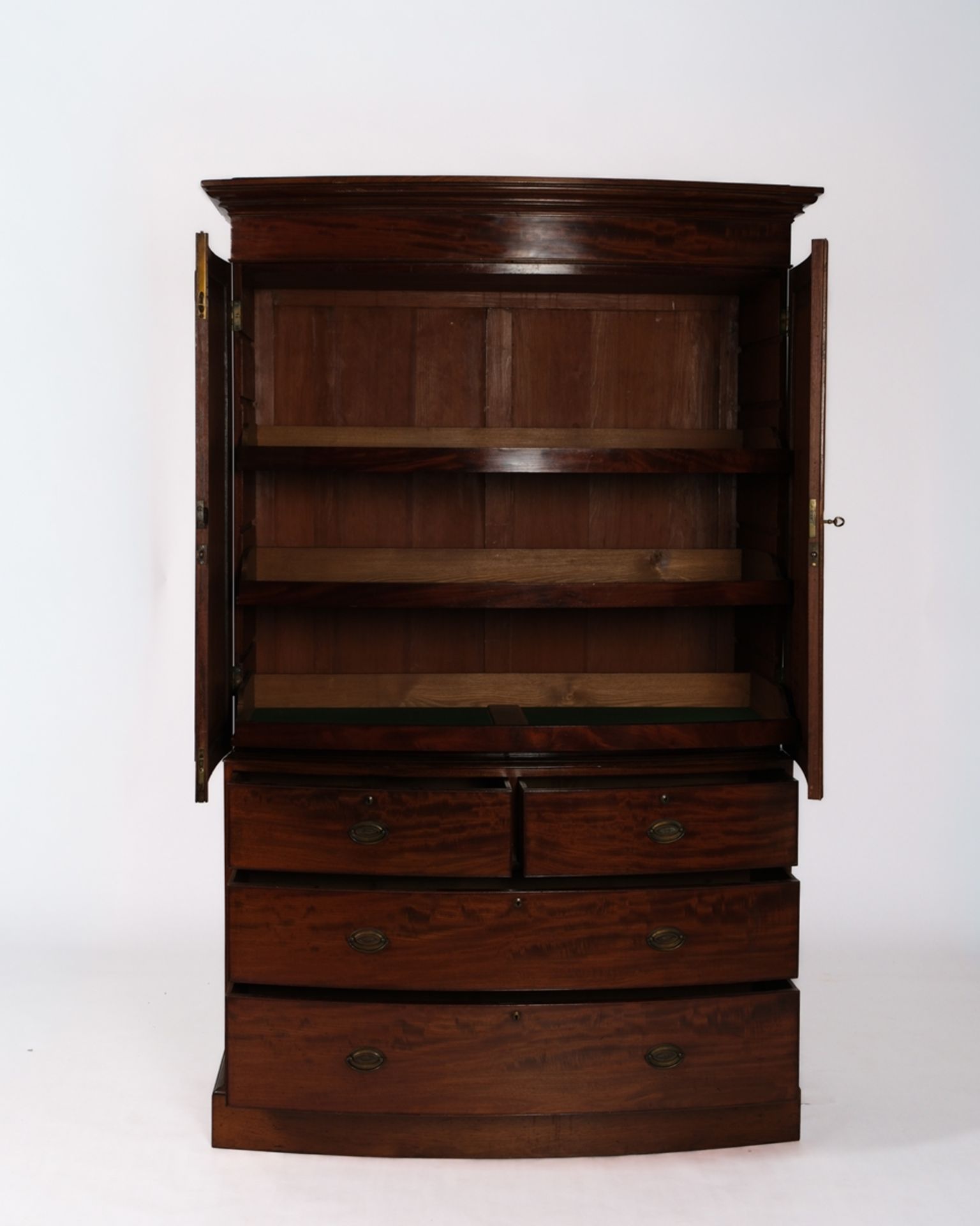 Aufsatzschrank, sog. "Linnen Press", England, 1. Drittel 20. Jh., Entwurf nach Sheraton, Korpus mit - Bild 2 aus 4