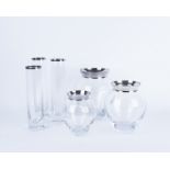 Konvolut 6 Vasen, modern, farbloses Glas, aufgedampfter Silberrand, verschieden, 15.5-26 cm hoch