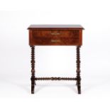 Nähtischchen, Gründerzeit, um 1880, Wurzelnuss, zwei Schübe, auf Balustergestell, 75 x 64.5 x 44 cm