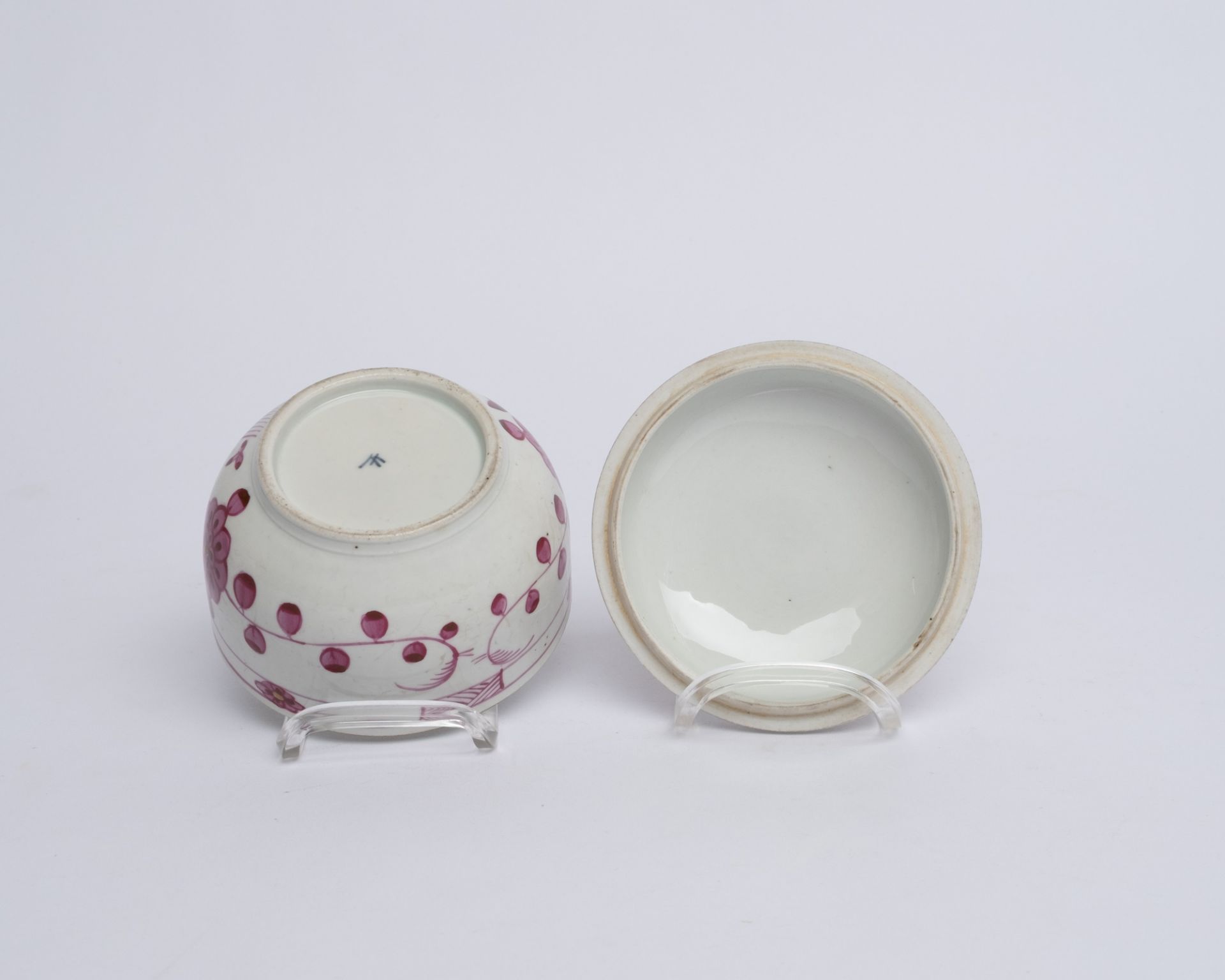 Kaffeeservice, 15-tlg., Wallendorf, 1772-1829, gebrochener Stab, indische Purpurmalerei: Kaffeekann - Bild 5 aus 9