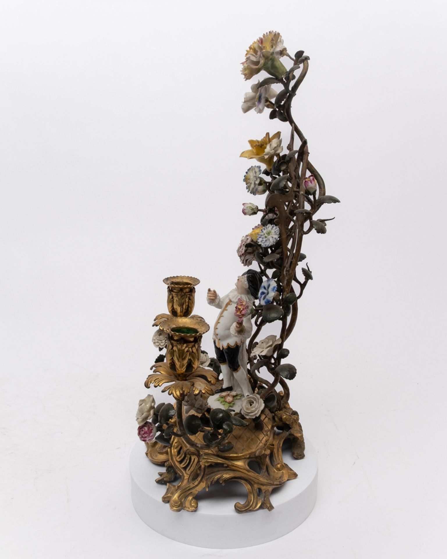 Kerzenleuchter, wohl Frankreich, 19./20. Jh., Bronze, vergoldet, Metall, zweiflammig, unter Verwend - Bild 4 aus 5