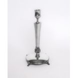 Kerzenleuchter, Silber 925, Mexiko, gewölbter Stand auf vier Füßchen, Nodus mit Blattwerk, konisch 