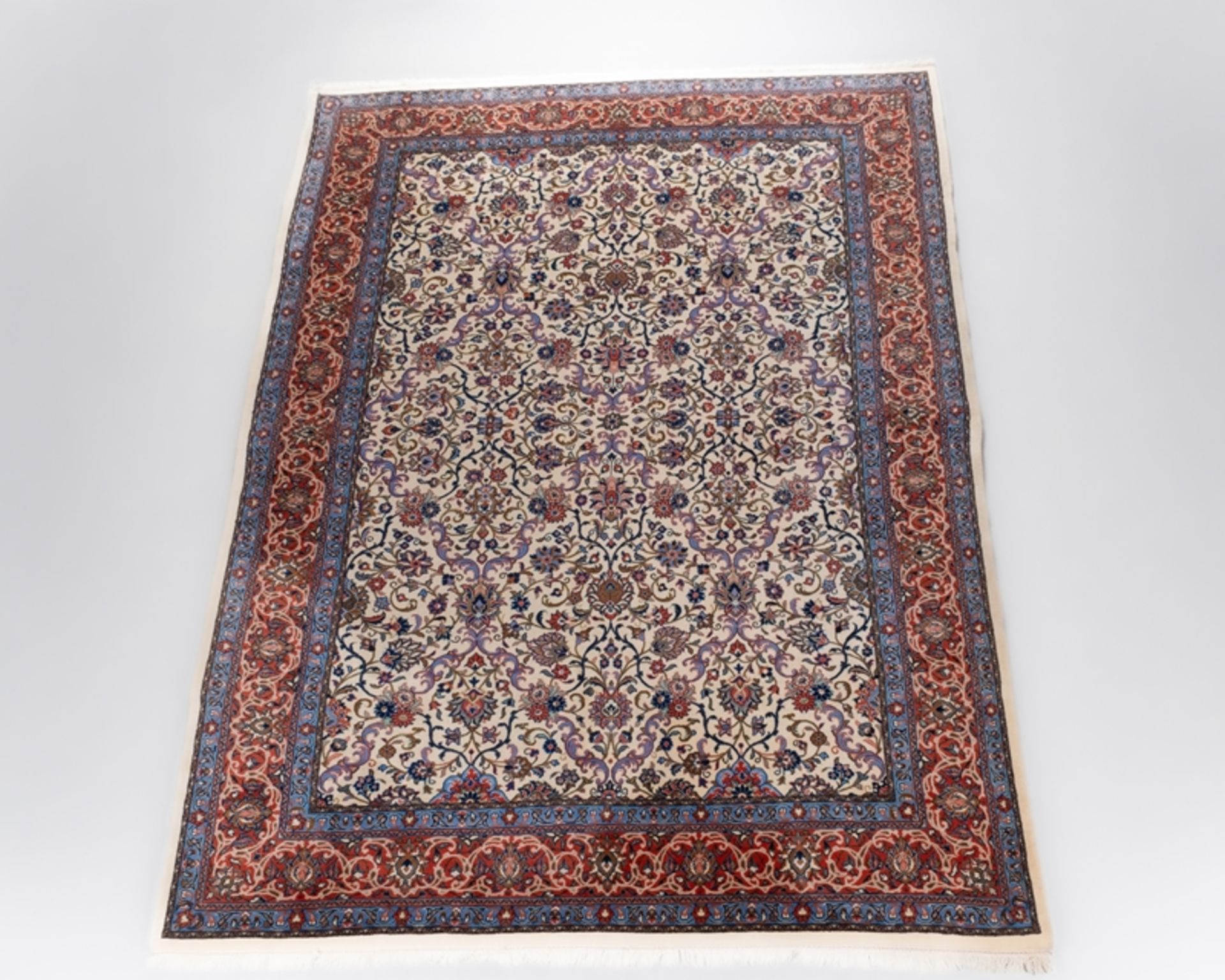 Sarough, Iran, hellgrundig, ca. 3.62 x 2.51 m.