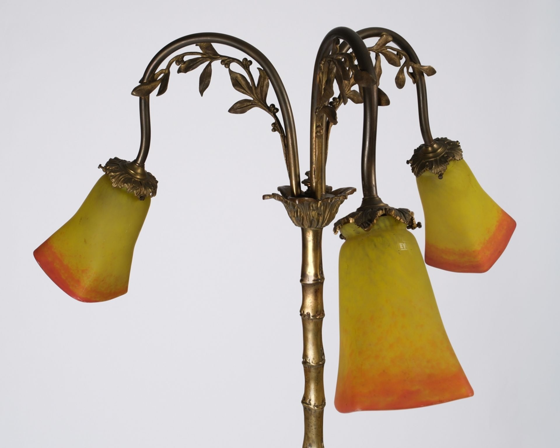 Skulpturale Stehlampe, Jugendstil, Frankreich, um 1900, dreiflammiger Leuchter mit außergewöhnliche - Bild 6 aus 8