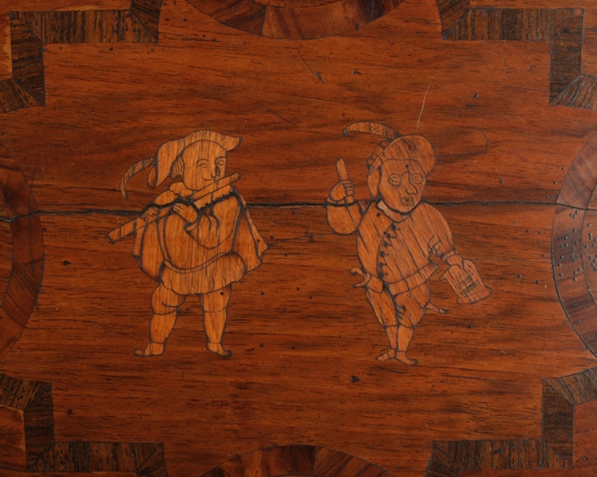 Barocker Schrägklappensekretär, vermutlich norddt., 2. Hälfte 18. Jh., Nussbaum u.a. furniert auf W - Bild 5 aus 8