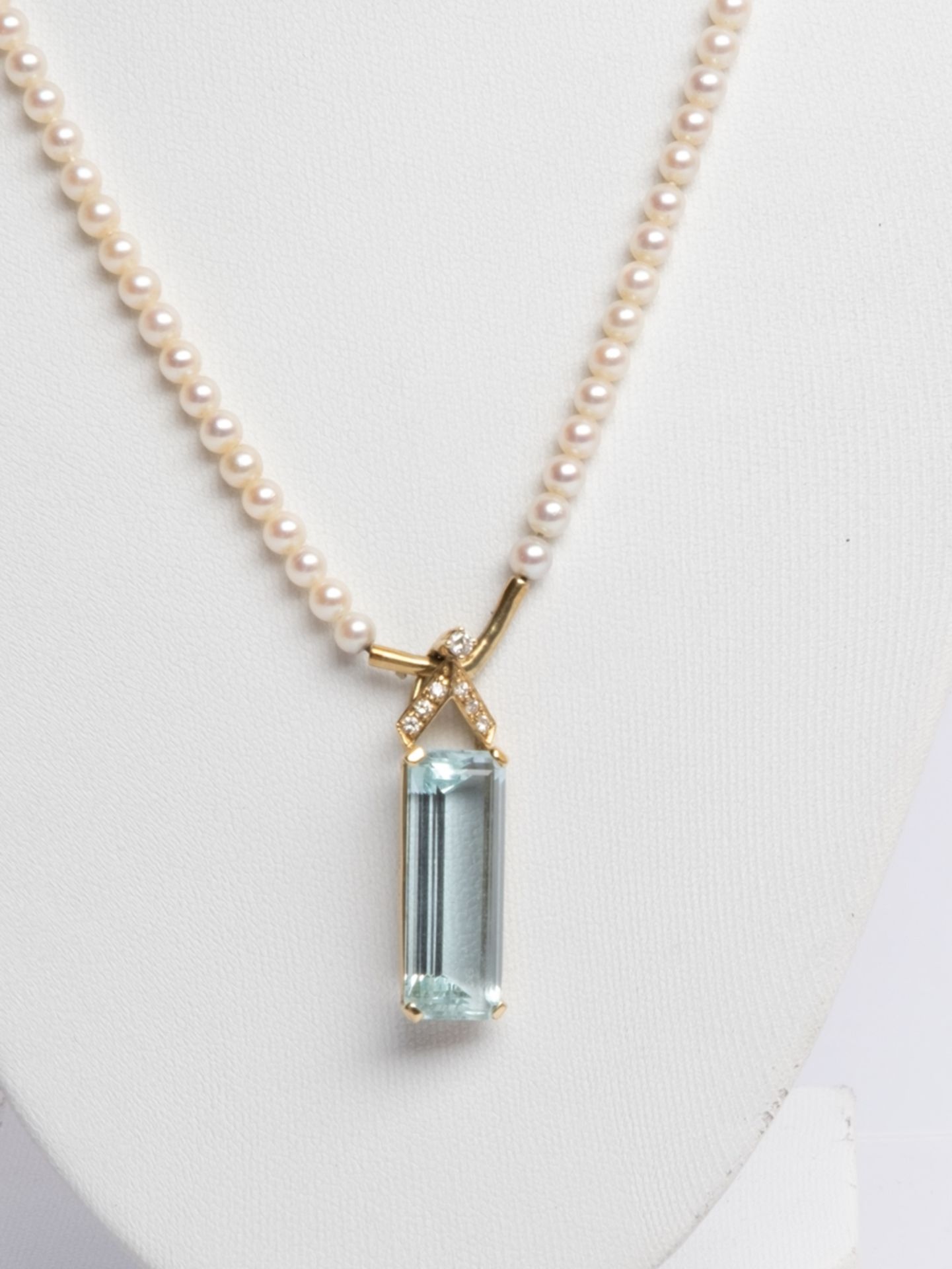 Perlcollier, 14kt Gelbgold, Aquamarinbaguette, Brillanten, Perlen,