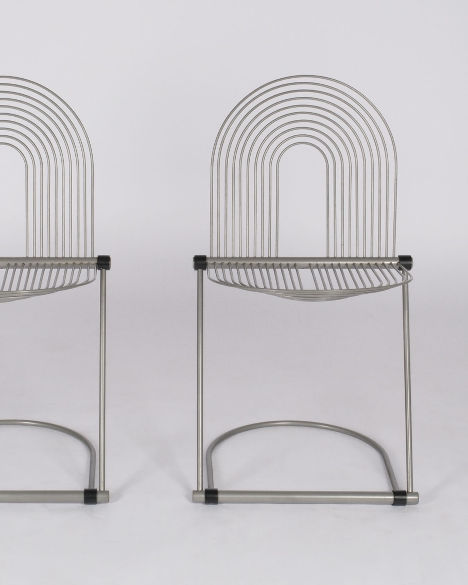 Paar Freischwinger "Swing", Entwurf 1982 von Jutta und Herbert Ohl, Ausführung Interlübke für Rosen