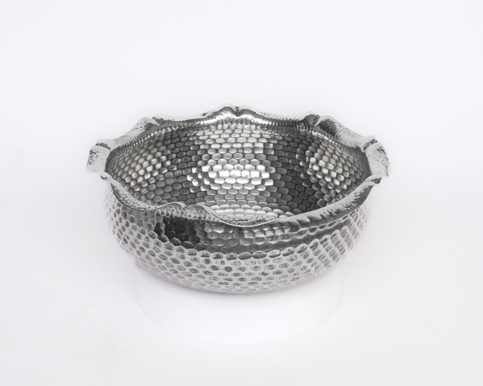 Obstschale, Silber 800, Koch & Bergfeld, gebauchte Form mit Wabendekor, umgeschlagener, welliger Ra