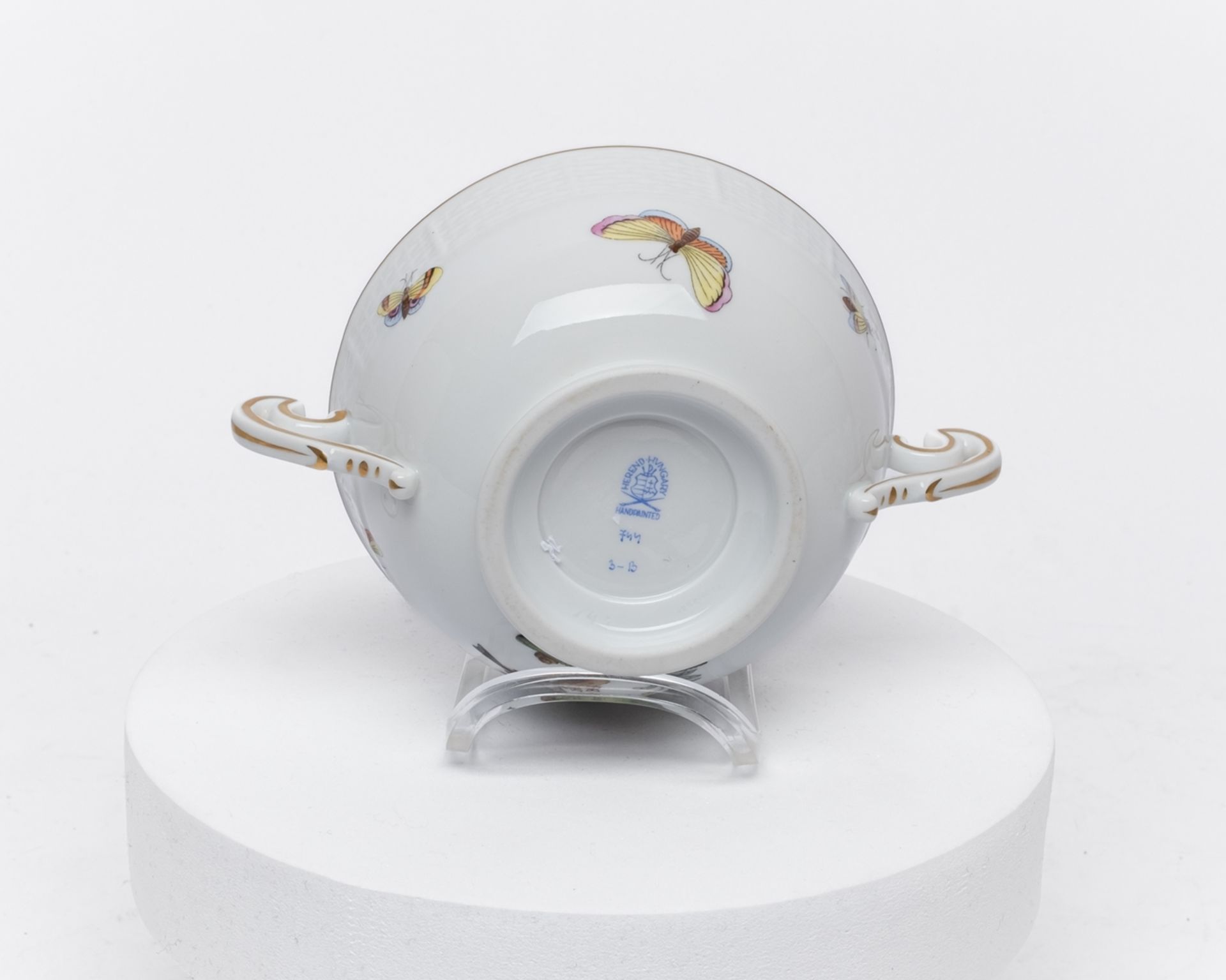 Service, 77-tlg., Herend, Dekor Rothschild, Goldrand: 10 Deckelsuppentassen, 10 Untertassen, 12 Vor - Bild 11 aus 12