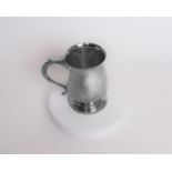 Humpen, Silber 800, Italien, Ricci Argentieri, getreppter Rundfuß, gebauchte Wandung, Ohrenhenkel m