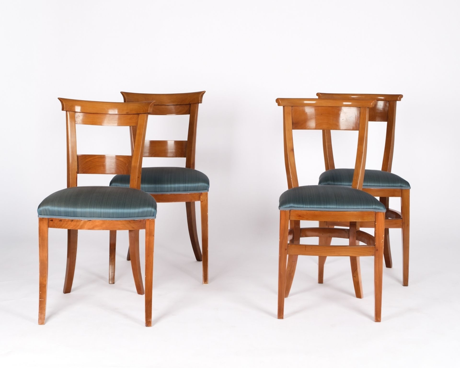 2 Paare Stühle, Biedermeier, 1. Drittel 19. Jh., Kirschbaum, grüne Polsterbezüge, H. 84 - 87 cm, gu