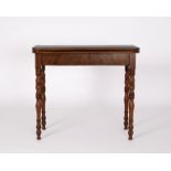 Spieltisch, Gründerzeit, um 1880, Mahagoni massiv und furniert, dreh- und aufklappbare Platte über 