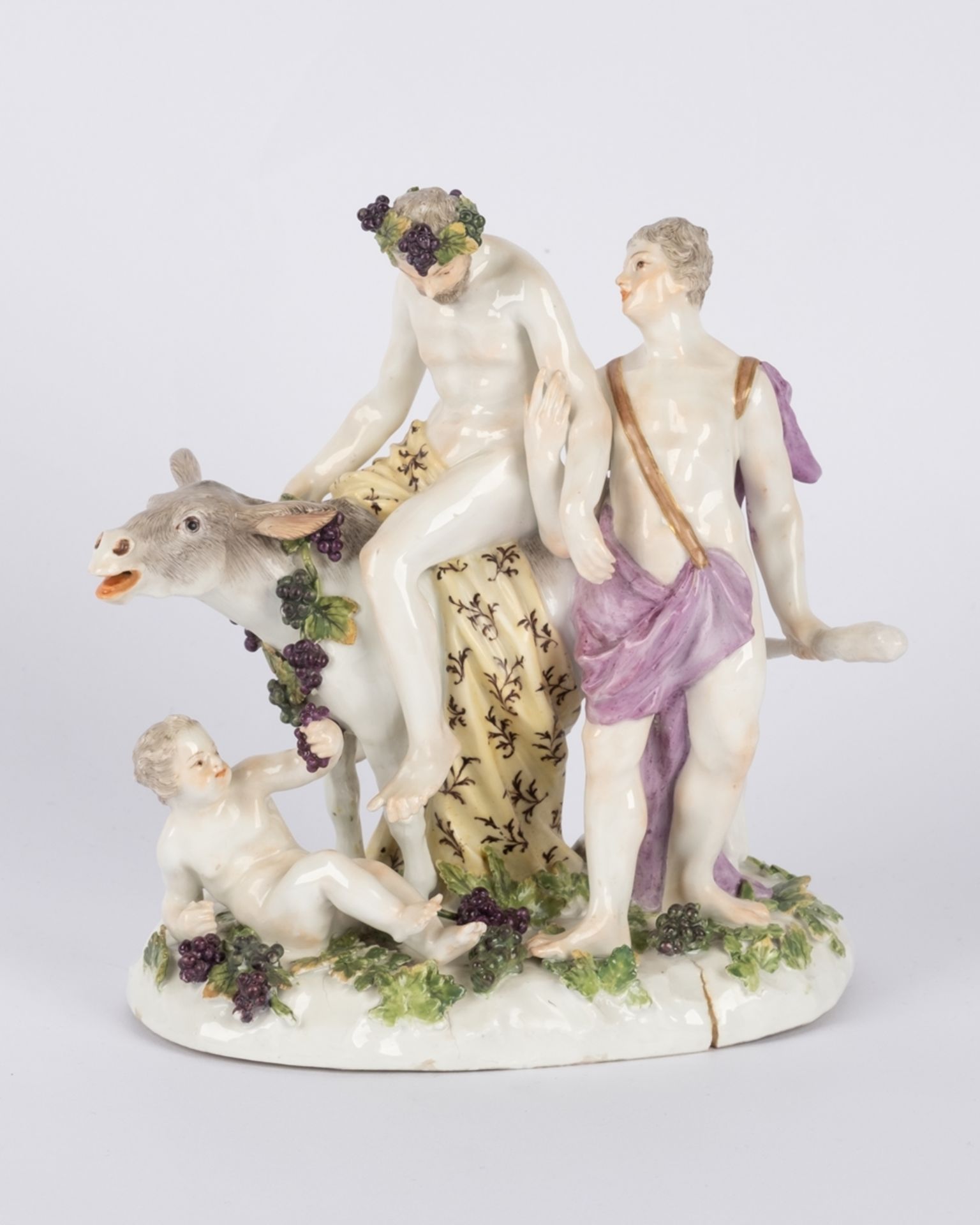 Porzellangruppe, "Der trunkene Silen", Meissen, Schwertermarke, um 1770, polychrom und goldstaffier