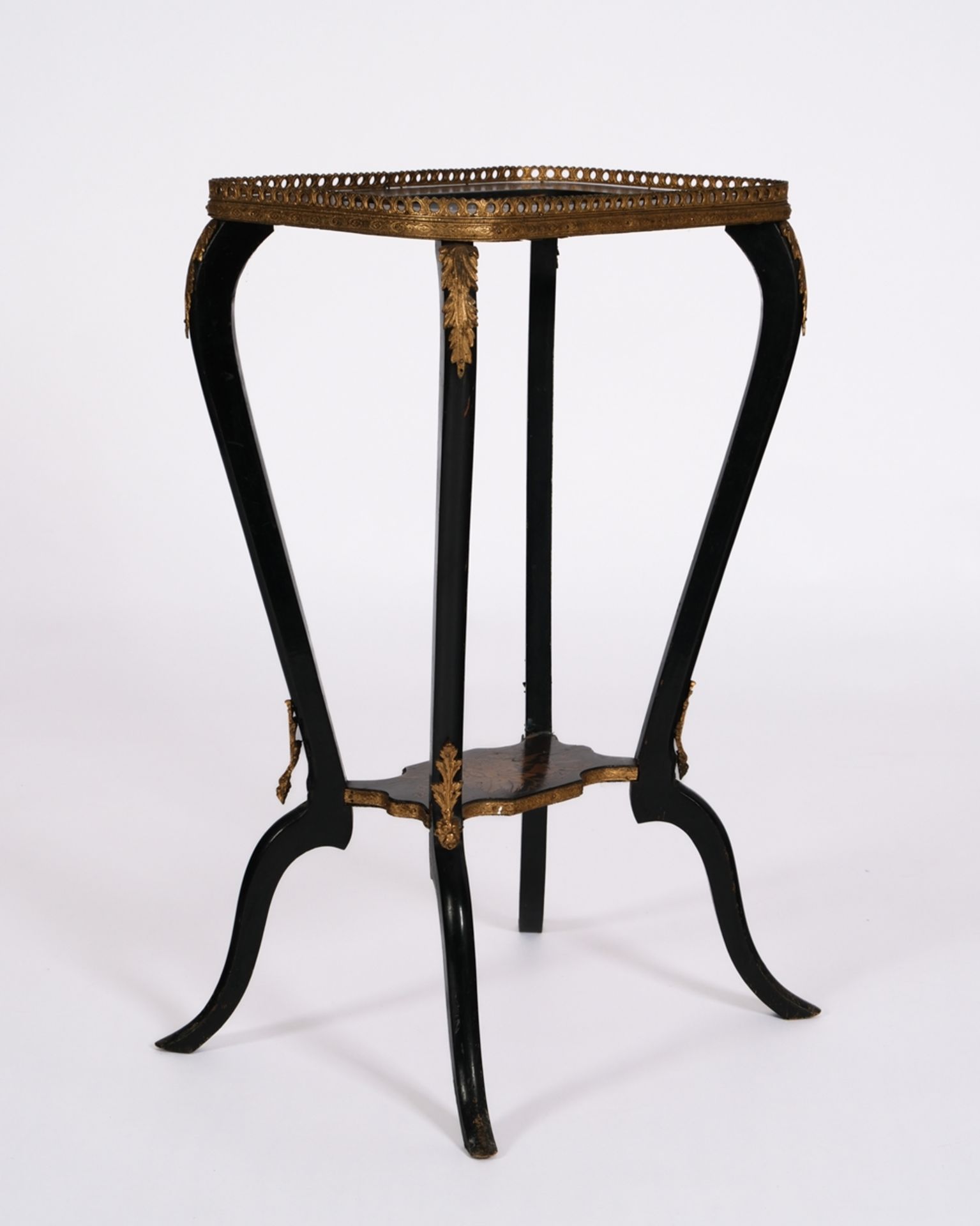 Beistelltisch / Gueridon, Napoleon III, Frankreich, Mitte 19. Jh., rechteckige Platte mit gerundete - Bild 2 aus 3