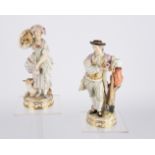 2 Porzellanfiguren, "Schäferin mit Lamm und Vogelbauer", "Gärtner mit Gießkanne", Meissen, Schwerte
